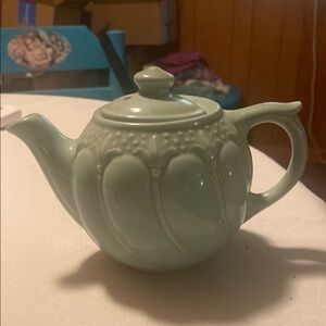 Elegant Green Teapot